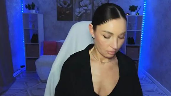 NikoleMills