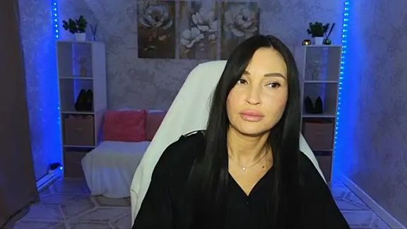 NikoleMills