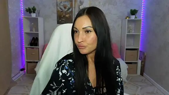 NikoleMills