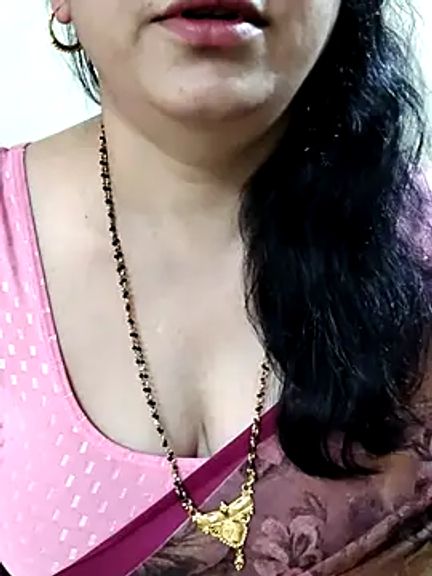 Yazhini-Cam