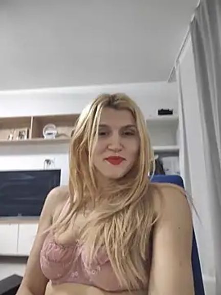 HotBlondie69