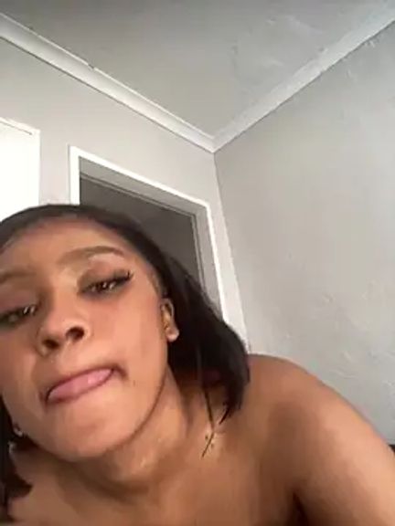 Amberr_Roose