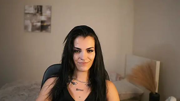 Pauline_2005