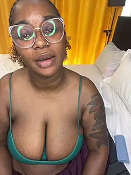 Honeylust26