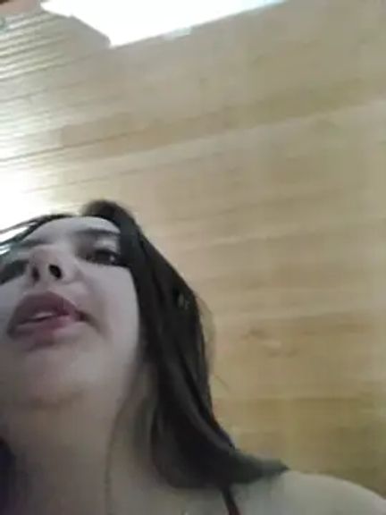 Bella_Karoline