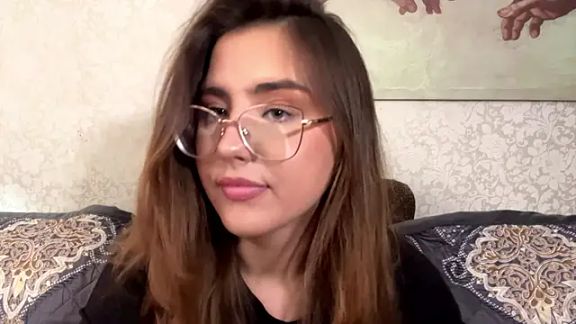 Mina_Aston