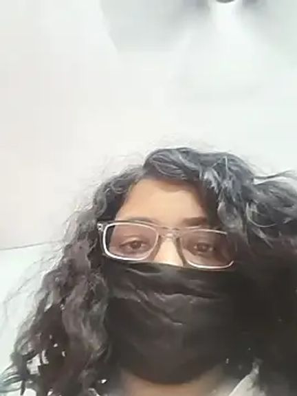 PallaviRathoreLive