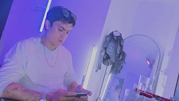 angel_still_