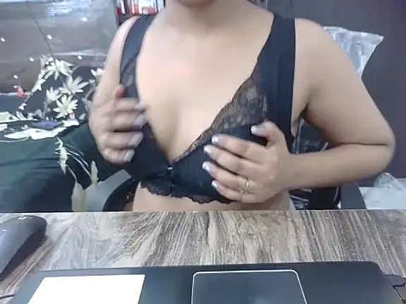 Bold-Divya1