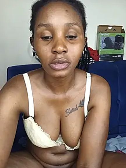 Suckmysweetboobs