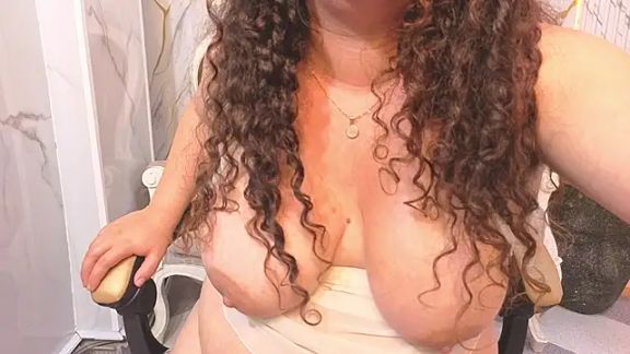 Cony_curly_b