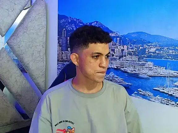 cameron_lux77