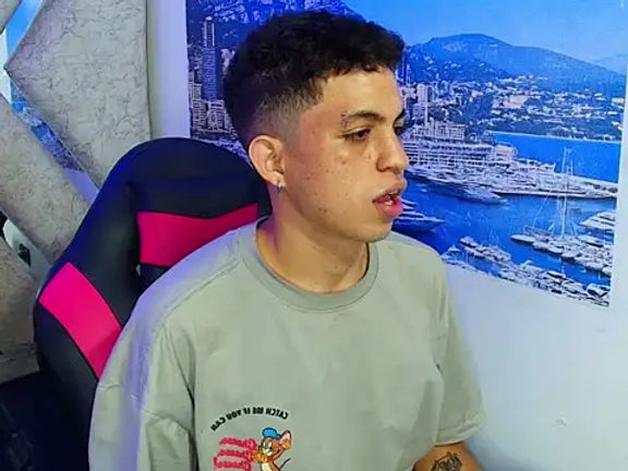 cameron_lux77