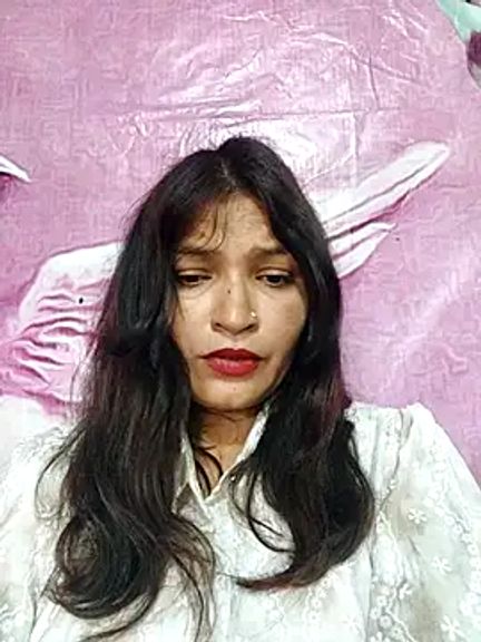 Priyaa_1433