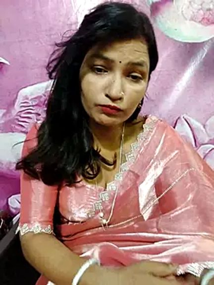 Priyaa_1433