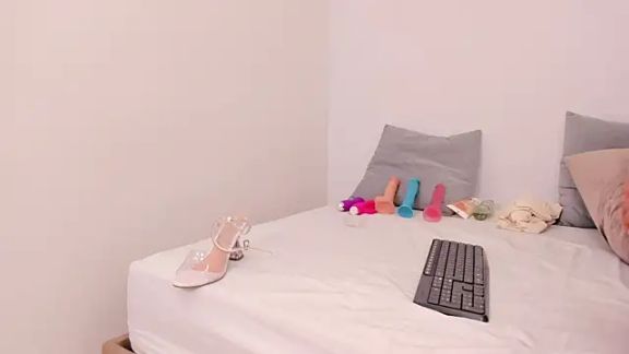 alana_gloow