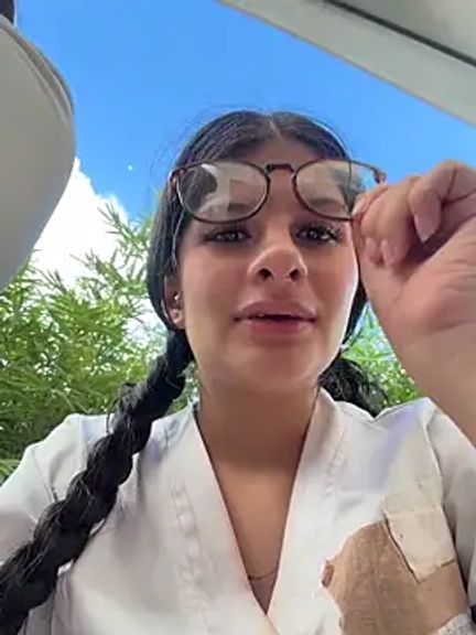 Mia_Alanna