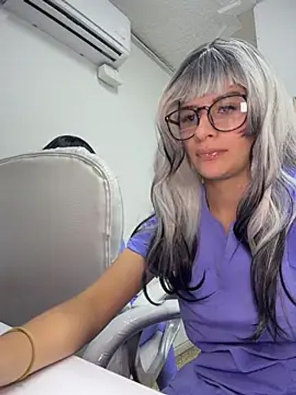 Mia_Alanna