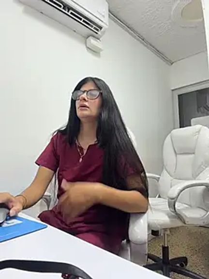 Mia_Alanna
