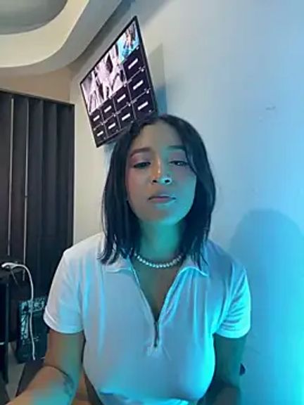 Julieta_Vegaax