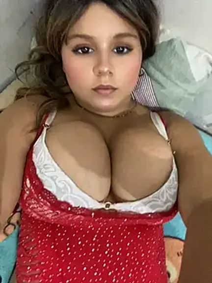 nahomy_sweett_