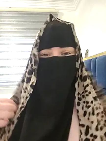 Bisan_sexy