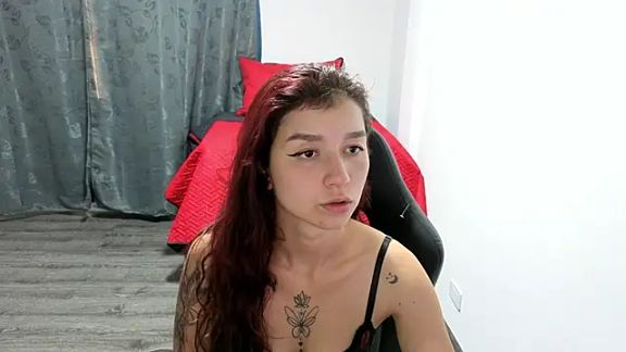 Skinny_queen_20