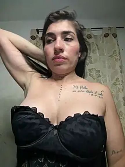 mia_carter18