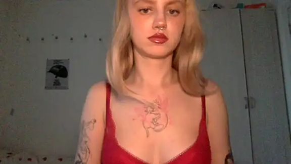blondiedoll