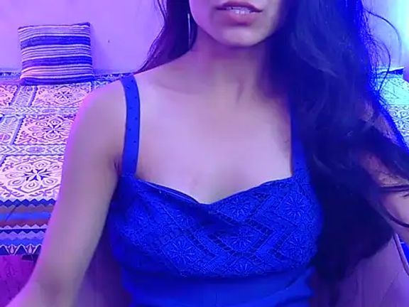 Yours-Zoya