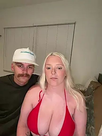 Blondebarbie21
