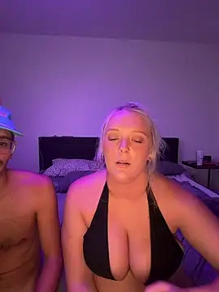 Blondebarbie21