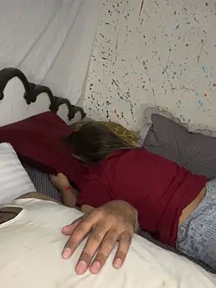 Romantic_couple69