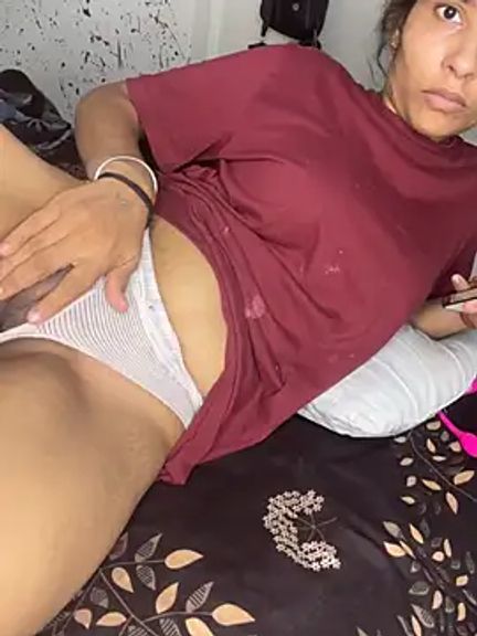 Romantic_couple69