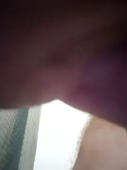 sneakypeteyo1