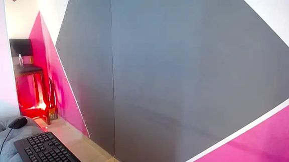 Kristen_Hall_