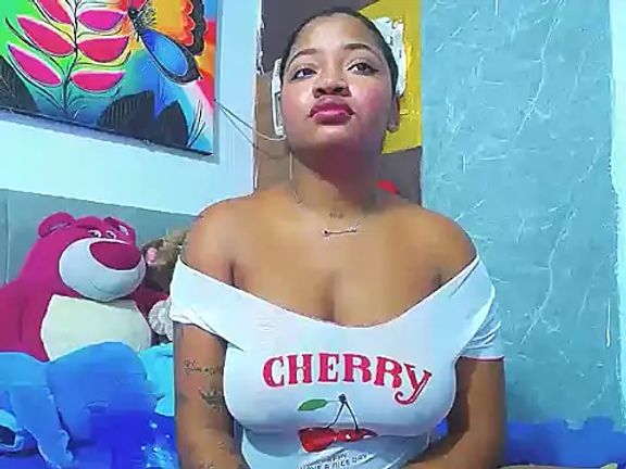 Saray_dirty_big