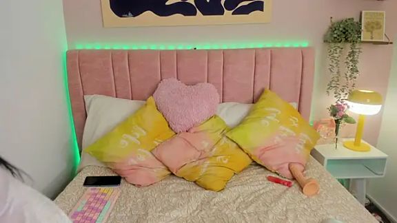 Chloe_Brm
