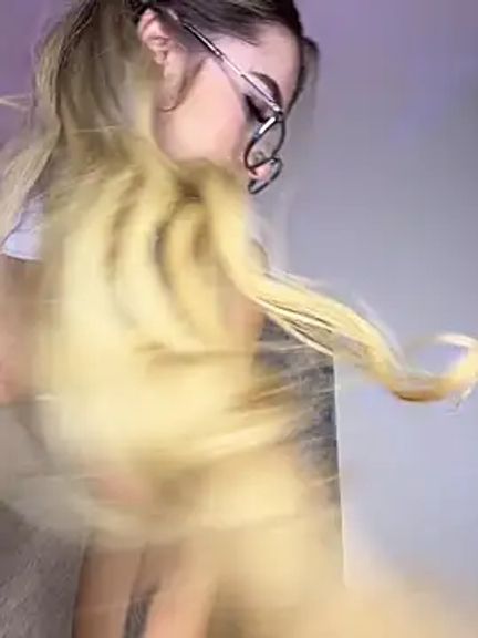 Lola-Blondie