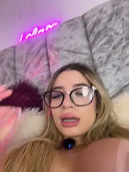 Lola-Blondie