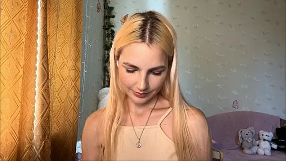 NylaEstle