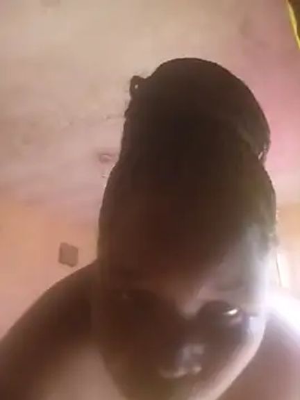 bigboobsz1