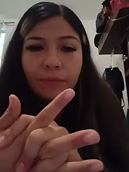 LatinaCalienteMilf