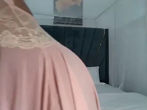 Queenb_2