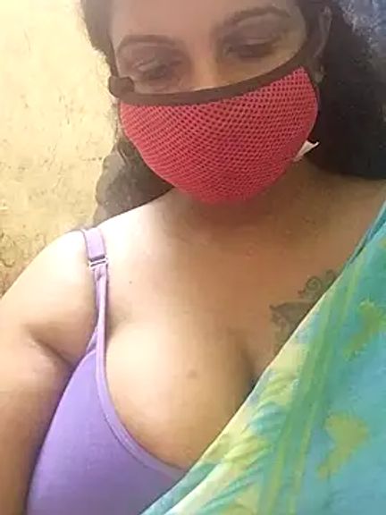 Poojitha-Queen