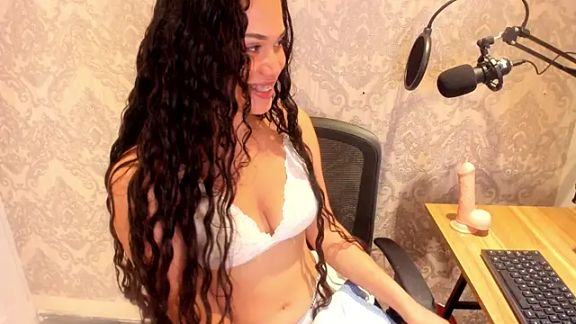 Carrie_Bell