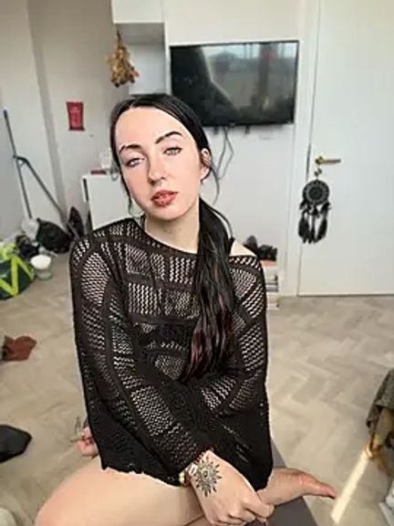 Ellie_Whitfield