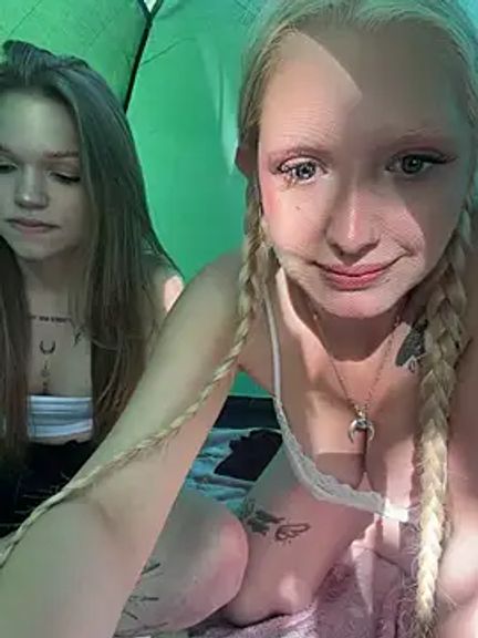 Elfi_InPublic