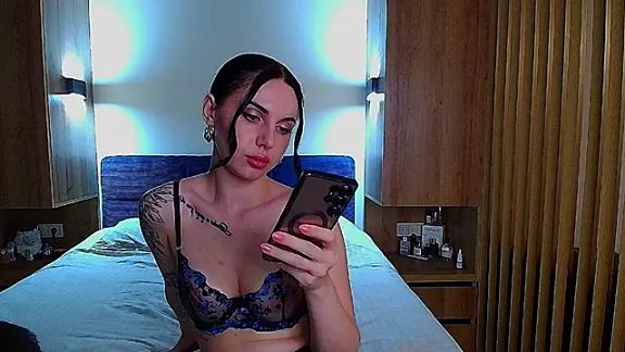 Mindblowing_Woman