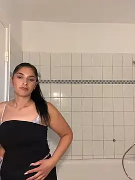 Laura_nx
